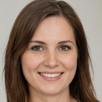 Profile photo of Chloe Mäkinen